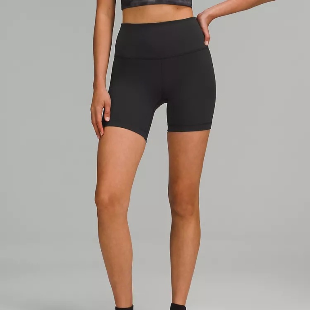Lululemon wunder biker shorts